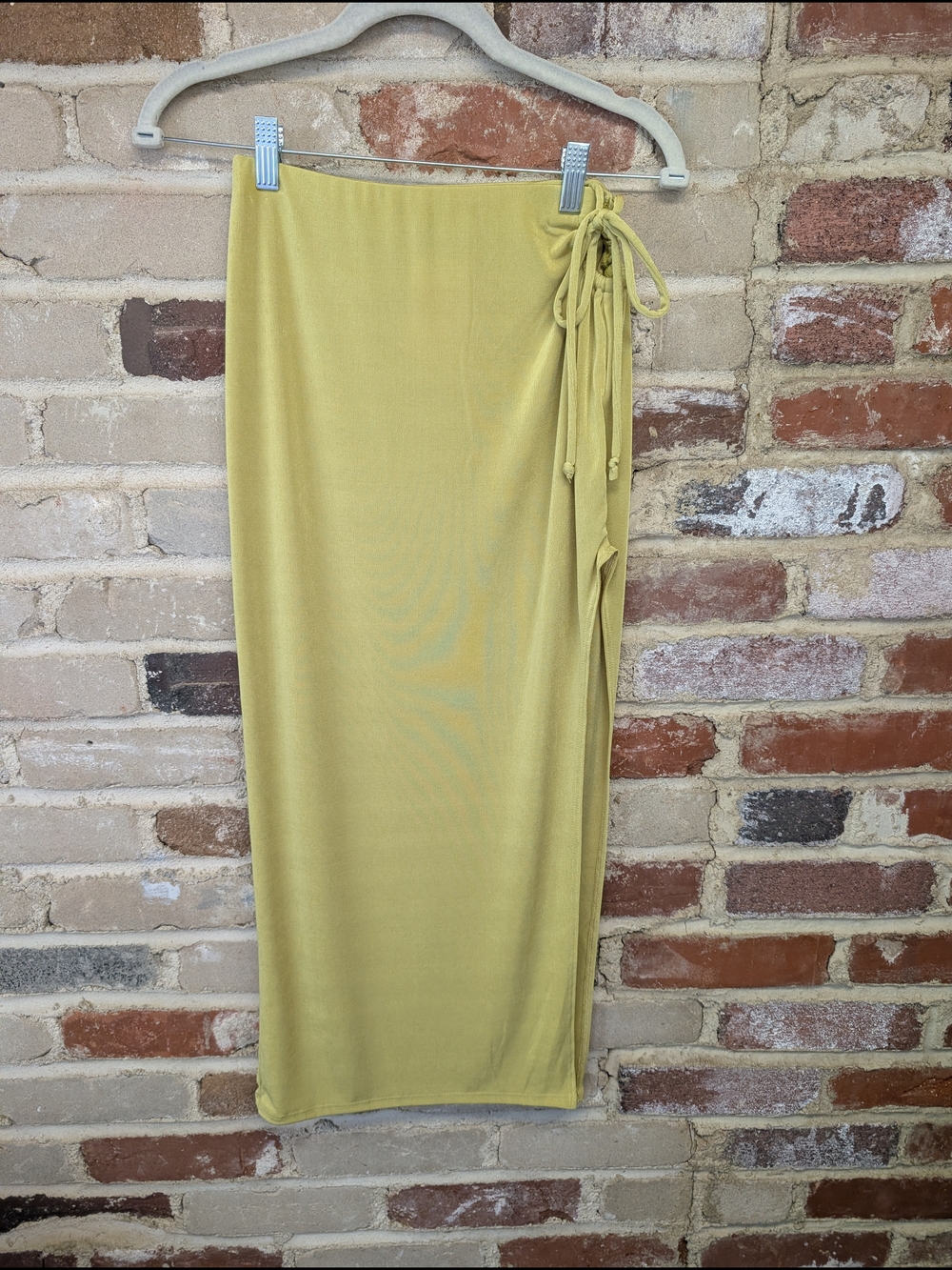 emory park Yellow Spaghetti-Style Midi Dress with Side Tie - Picture 6 of 6